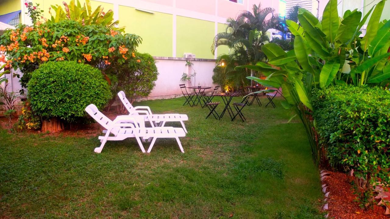 The Garden Hostel Thongsala Exterior photo